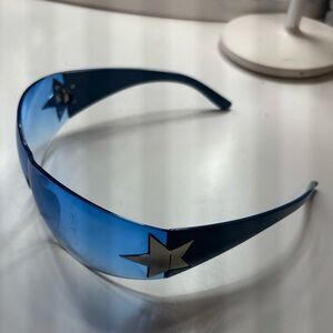 Blue Star-Embellished Sunglasses